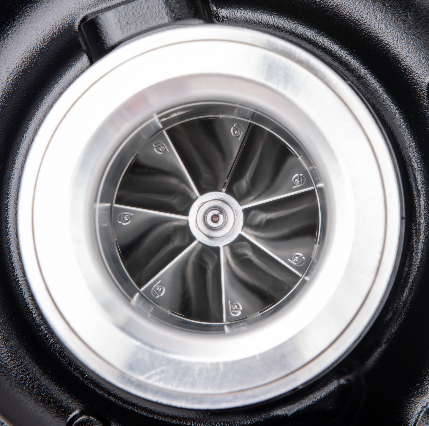 Fleece Performance FPE-351-1920 Cheetah Turbocharger for 2019-2022 6.7L Cummins Fleece Performance
